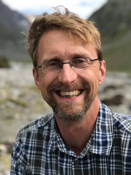 Prof. Dr. Kamil Ustaszewski