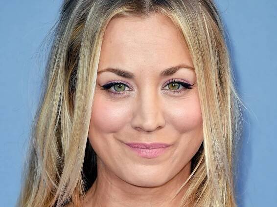 Kaley Cuoco Just Got Silvery, Ice-Cream-Inspired Hair