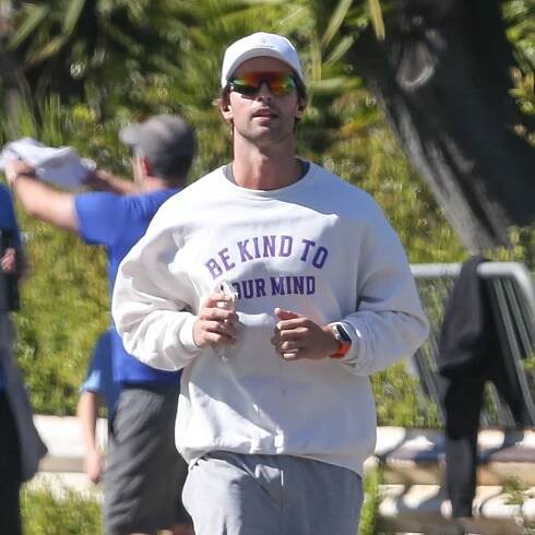 Patrick Schwarzenegger is still on the White Lotus himbo sneaks