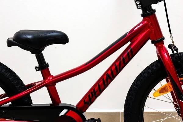 SPECIALIZED 16 – www.bajkuj.sk