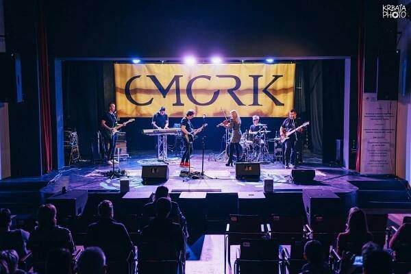 Podujatie Peter Cmorík & band | DKC Veritas - Multifunkčný priestor na kultúrne a spoločenské podujatia