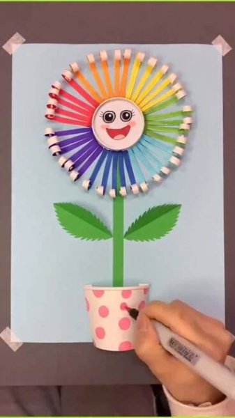 Obsahuje: DIY Flowers Projects From TikTok You Might Want To Try Yourself - paper craft for 6 year olds