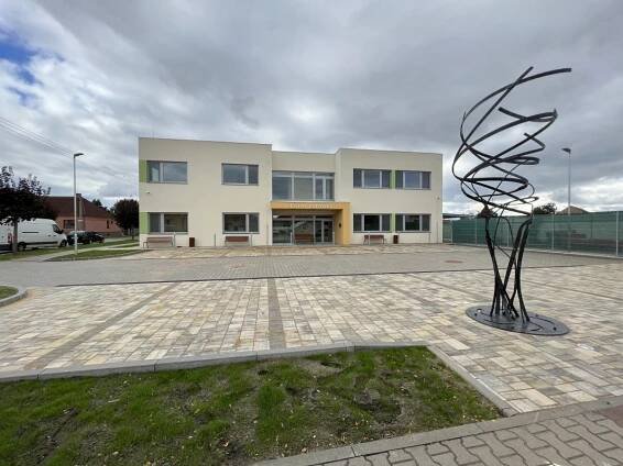 Lužice, Dům zdraví - STAVEBNÍ FIRMA PLUS s.r.o.