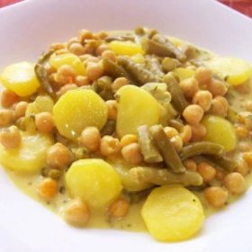 Cizrna s bramborem a fazolkami / Recepty
