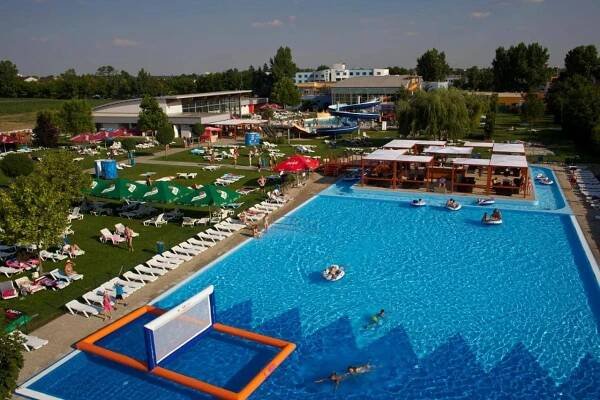 Aquapark Senec s termální vodou Lázně a wellness
