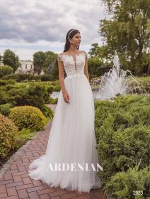 Svatební šaty Licor 2023 – Wedboom.CZ – online nakupování šatů