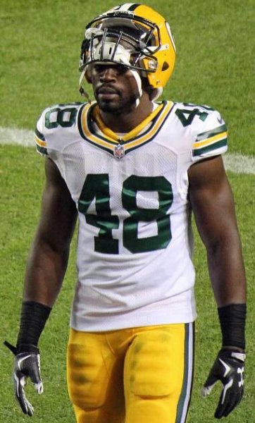Joe Thomas (linebacker)