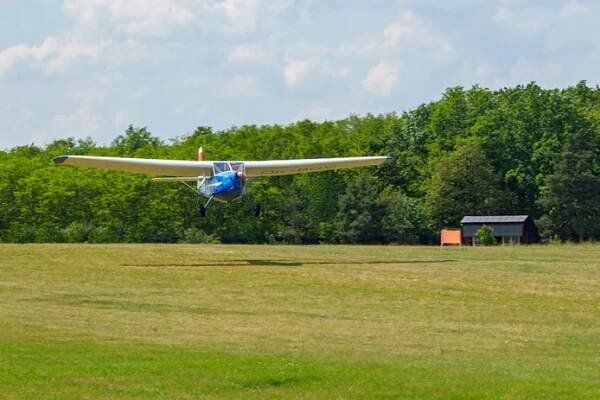 Praga E-114 Air Baby | Letiště Točná, Praha