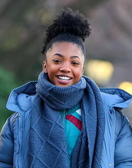 Leah Jeffries on the film set of 'Something from Tiffany's' in New York City