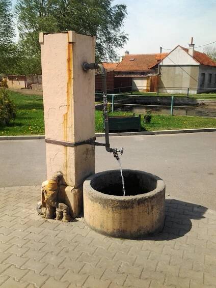 jiný vodní zdroj bez jména (5606)