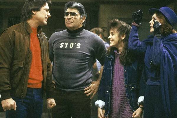 Tony Danza, Richard Foronjy, Alyssa Milano and Katherine Helmond on Who's The Boss? in 1987.