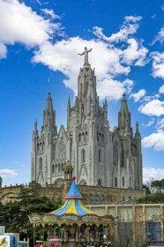 35 Most famous landmarks in Spain | Iconic places to visit in Spain 4
