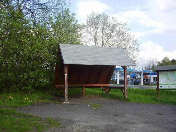 Fotografie - Turistický přístřešek Jitrava - bus - 18.05.2021