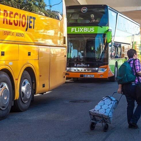 Jančura svými autobusy spojí Prahu a Brno s letištěm v Budapešti