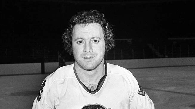 Tony Esposito, Nimble Hall of Fame Goalie Known as Tony O, Dies at 78