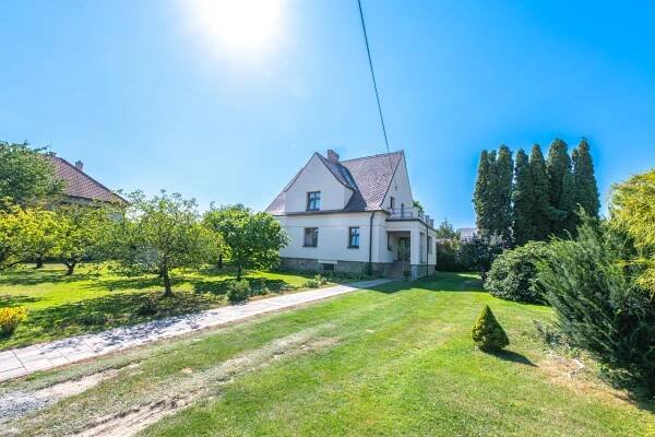 Prodej rodinného domu 322 m², pozemek 2 066 m² Háj ve Slezsku, Opavská - Bc. Michal Roháček 