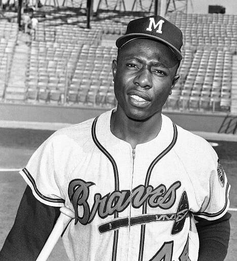 Hank Aaron Photos: A Quiet Life of Loud Home Runs