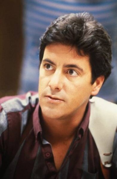 Unesená - Z filmu - David Naughton