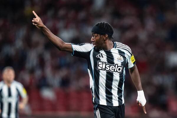 Newcastle's only summer signing Anthony Elanga opened the scoring for the Magpies