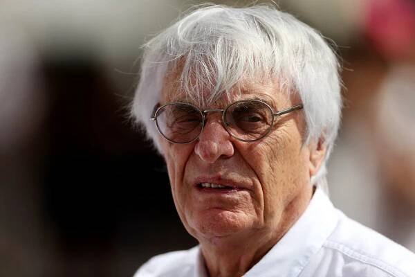 Ecclestone se omluvil za chválu Putina: Nepřemýšlel jsem, Ukrajinci jsou nevinní