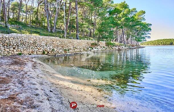 Mali Lošinj (Lošinj): Plaža Dražica jug