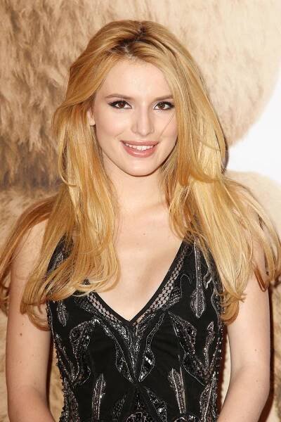 Bella Thorne - Méďa 2 - Z akcí
