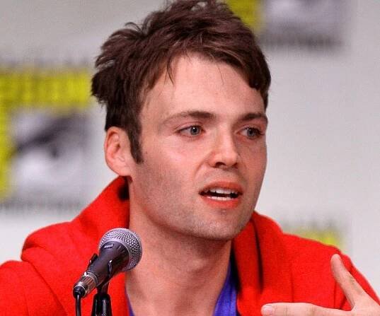 Seth Gabel - Bio, Facts, Family Life of Actor
