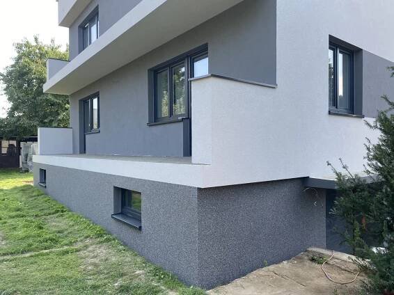 Zateplení fasády RD šedým polystyrenem Praha Vinoř | STAVBA 211020 | ZOFI - Specialista na zateplení fasád