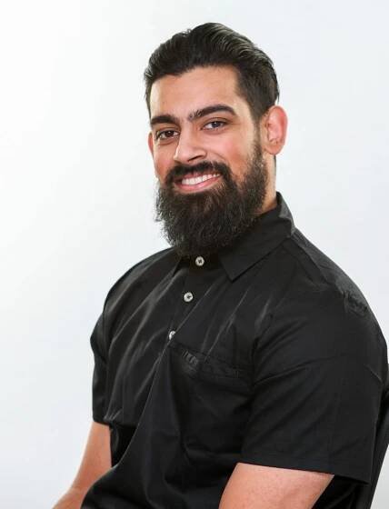 Dr Shiraz Khan