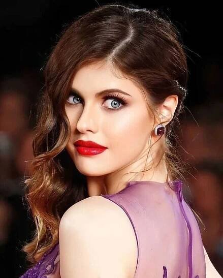 Alexandra Daddario 11