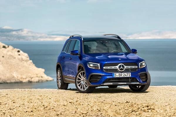 Mercedes-Benz GLB: Podrobné specifikace vozidel & Interaktivní nástroj pro srovnání