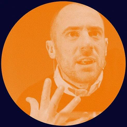 Materia Prima al Chiostro Grande di Santa Maria Novella - Elio Germano, spettacolo di realtà virtuale
