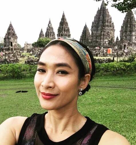 Happy Salma Young age Selfie