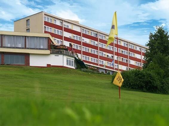 Hotel Lázně Kostelec, Česká republika Valašsko - 2 470 Kč Invia