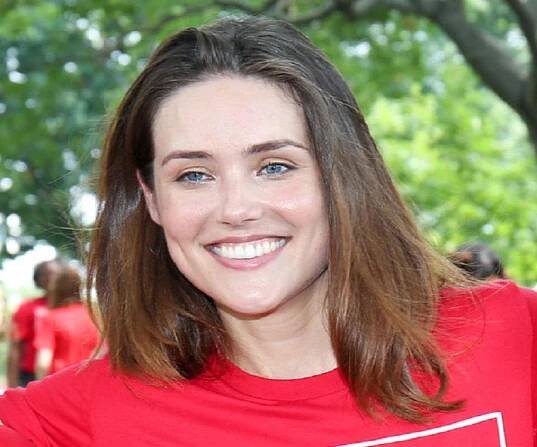 Megan Boone Biography - Facts, Childhood, Family Life & Achievements