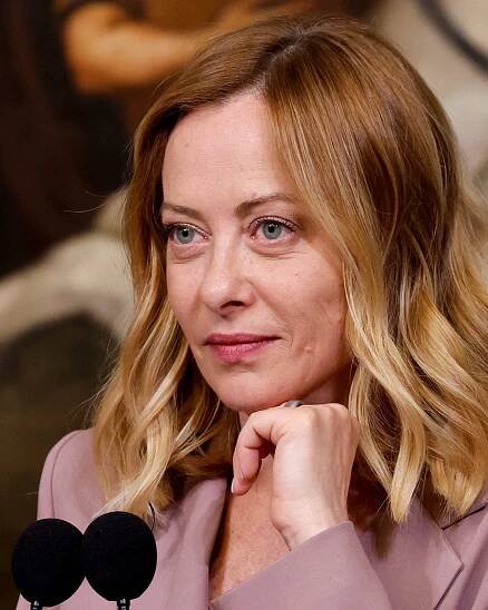 Italy PM says pope confirmed willingness to host Ukraine peace talks