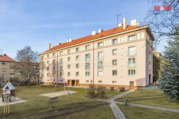 Prodej Byt 2+1, Ladova, Hradec Králové