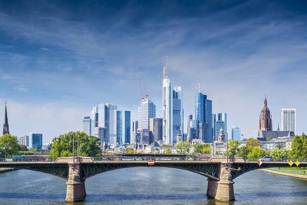 Skyline Frankfurt am Main am Tag