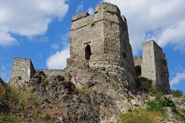 Súbor:Levice, hrad1, Slovensko.jpg – Wikipédia