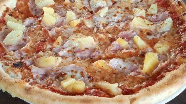 Patří pizza na ananas? Opravdu máte rádi pizzu Havaj?