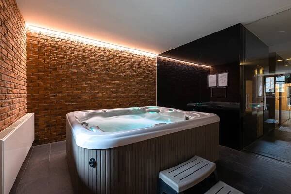 Vynikajúci oddych v Štiavnických vrchoch: penzión s raňajkami či polpenziou a wellness