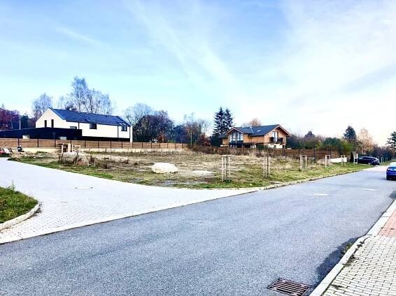 Pozemek Mníšek pod Brdy ul. Sluneční
