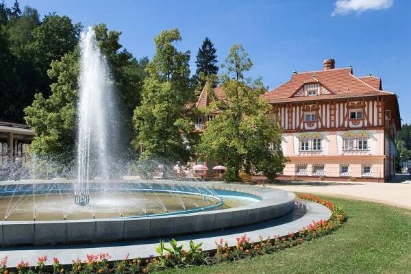 Lázně Luhačovice lákají na Vincentku, medical wellness i drahé kameny