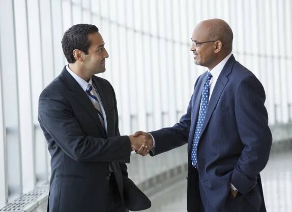 What Are the Advantages of Forming a Joint Venture?