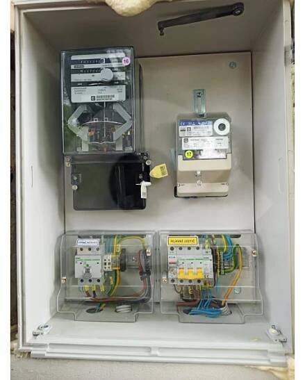 Výměna nevyhovujícího elektroměrového rozvaděče za nový rozvaděč