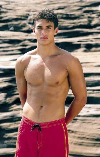 Young Jason Momoa Is So Hot I Wanna Die