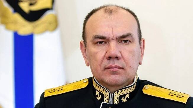 Rusko je připraveno vypálit jaderné zbraně, vyhrožuje šéf jeho loďstva