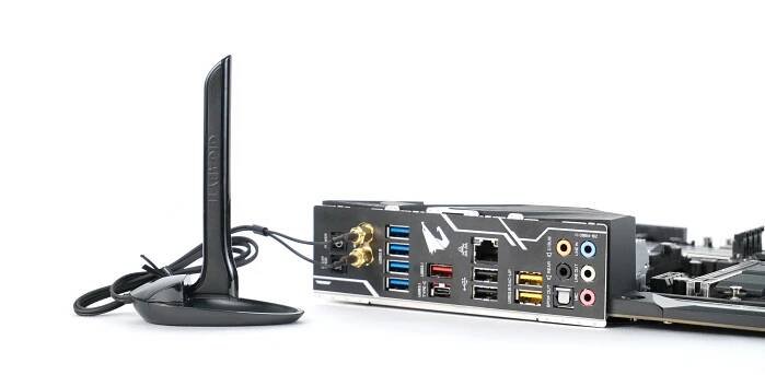 Gigabyte X470 Aorus Gaming 7 WiFi: vracia VRM rebrovanie - HWCooling.net