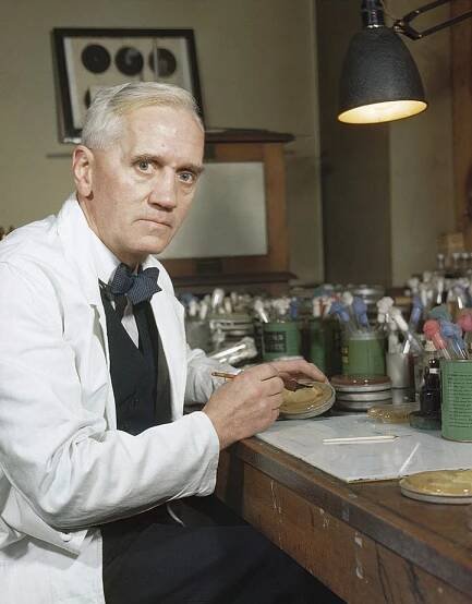 Ernest Duchesne: The Forgotten Discoverer of Penicillin | Amusing Planet 