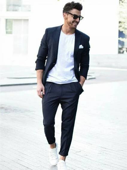 Unveiling the Smart Casual Dress Code: The New Normal in Professional Attire 2